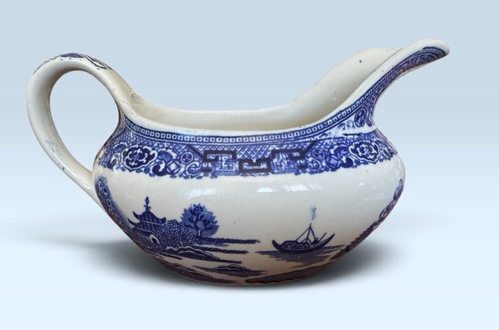 Gravy Boat Bowl Blue Willow Handled Blue& White China